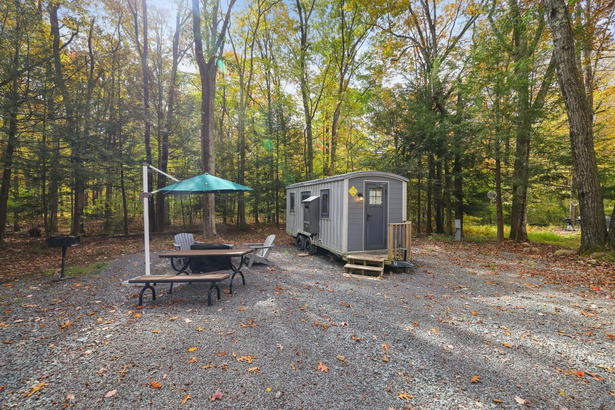 Camptel Poconos Lodging Albrightsville Exterior foto